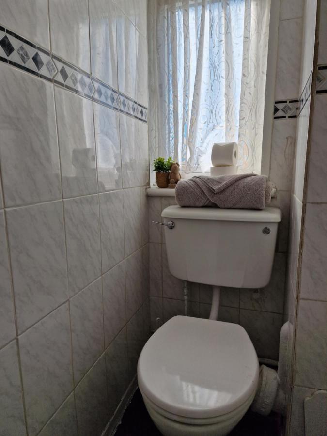 Double Room With Excellent Views - Central לונדון מראה חיצוני תמונה